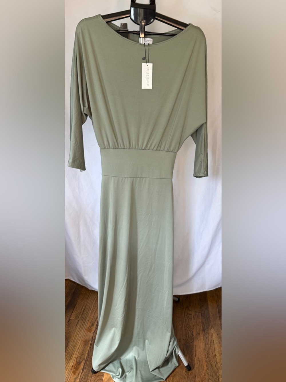 Ripley Rader Cool Girl maxi off shoulder Dress SAGE Jersey Size Small NWT - Picture 3 of 9